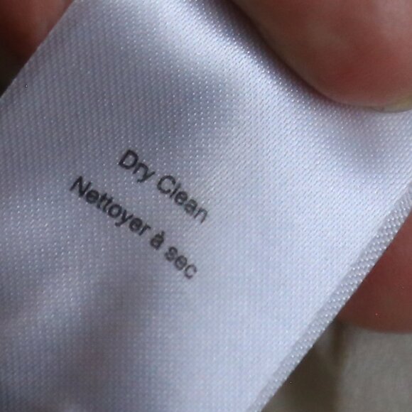 Aritzia Babaton Cream Structured Zip Vest / Sleeveless Jacket Size Small - Picture 8 of 10